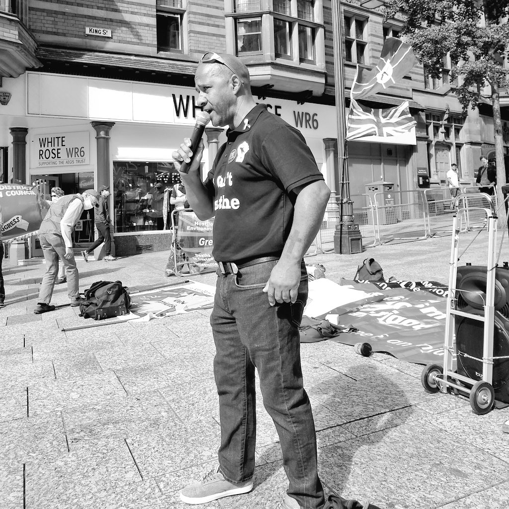 Leroy from  @NottinghamSUTR stating our support for better treatment of veterans and abuse victims.Our protest is about the far-right and their hate.
