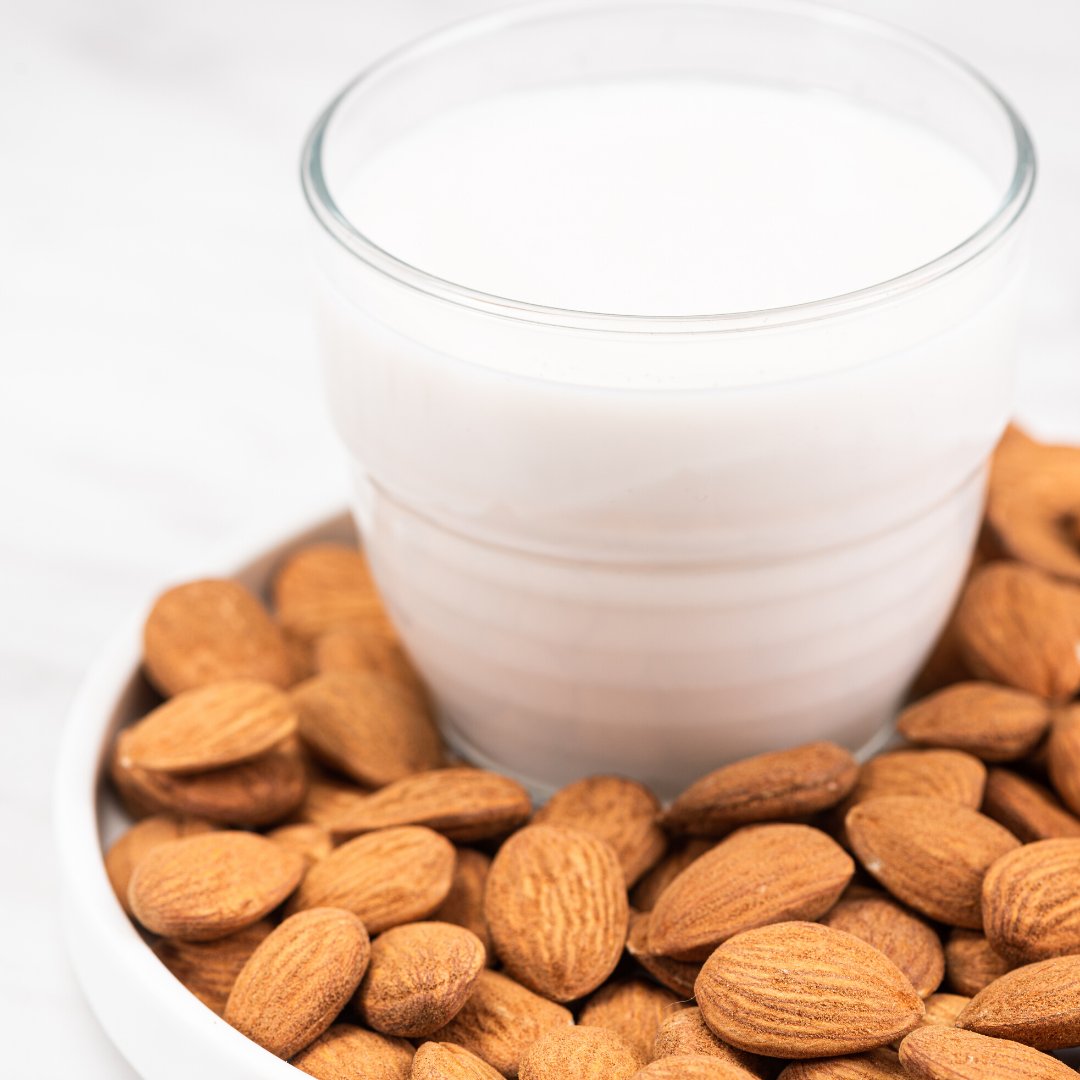 effgroup's tweet image. Happy #WorldPlantMilkDay!

Plant milk is a good, sustainable alternative to dairy milk. 

Dairy alternatives are offering more options with new ingredients and new tastes. 

The most popular dairy alternative flavours used are Chocolate, Vanilla, Strawberry, Banana, and Mango.