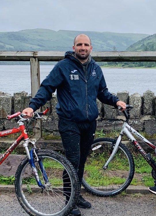 Massive Congratulations to one of our Llangynidr coaches, <a href="/DanielsDamien/">damien daniels</a> on being awarded his UEFA B license coaching qualification! Huge commitment and massive achievement 👏🏼
We are very lucky to have you as a coach <a href="/DanielsDamien/">damien daniels</a> 👌🏼👌🏼
<a href="/FunFootballUK/">McDonald’s Fun Football</a> <a href="/FAWales/">FA WALES</a> <a href="/FAWCoachEd/">⚽️ FAW Coaching</a>