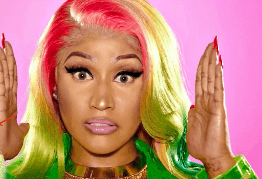 Nicki Minaj in Jamaican colours