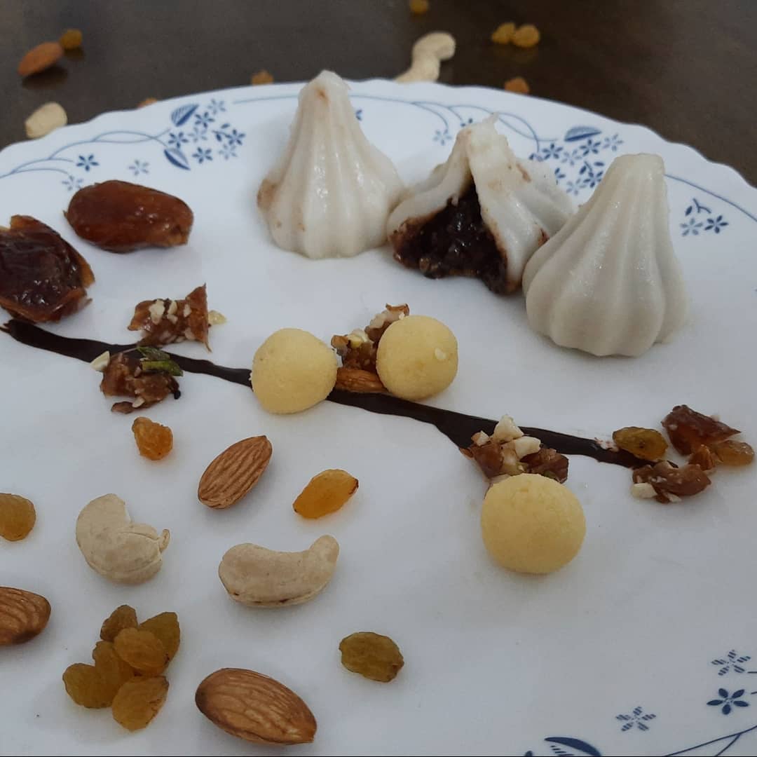 AhilaNavani's tweet photo. Chocolate filled Modak.. https://t.co/xUr8kRUUxf