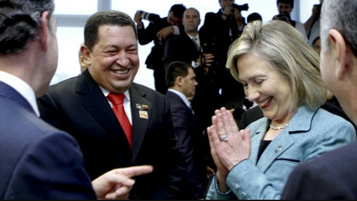 Wperrone's tweet photo. Quien me diga que la @HillaryClinton y @JoeBiden no tienen afinidad por los Dictadores y genocidas es bien Estúpido... https://t.co/MofGBQT49w