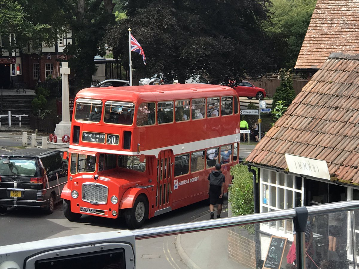 BusAndTrainUser's tweet image. This 👍😊