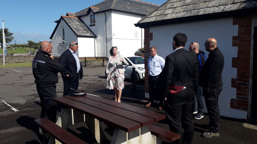 DC_PCC's tweet photo. Great to be out &amp; about in #Bude today talking about our #SaferSummerScheme &amp; how we are helping keep both residents &amp; visitors safe this summer 👍 Find out more here: https://t.co/rB8EvGRO1l https://t.co/jqhUVpbc2t