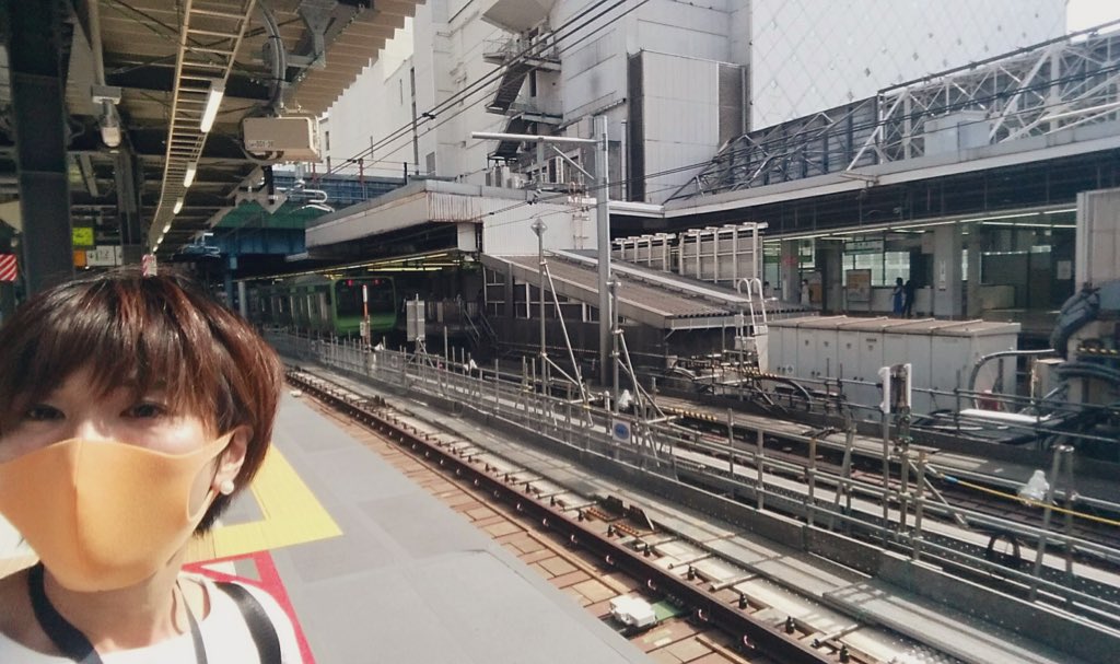 mahchantoo's tweet photo. 今日か！
東京リボーン💕
私のホームタウン、渋谷ヽ(´▽｀)/❤️

#Tokyoreborn  #nhk 
#埼京線 #並ぶぜホーム  #渋谷駅 https://t.co/oAvWZ5nniX