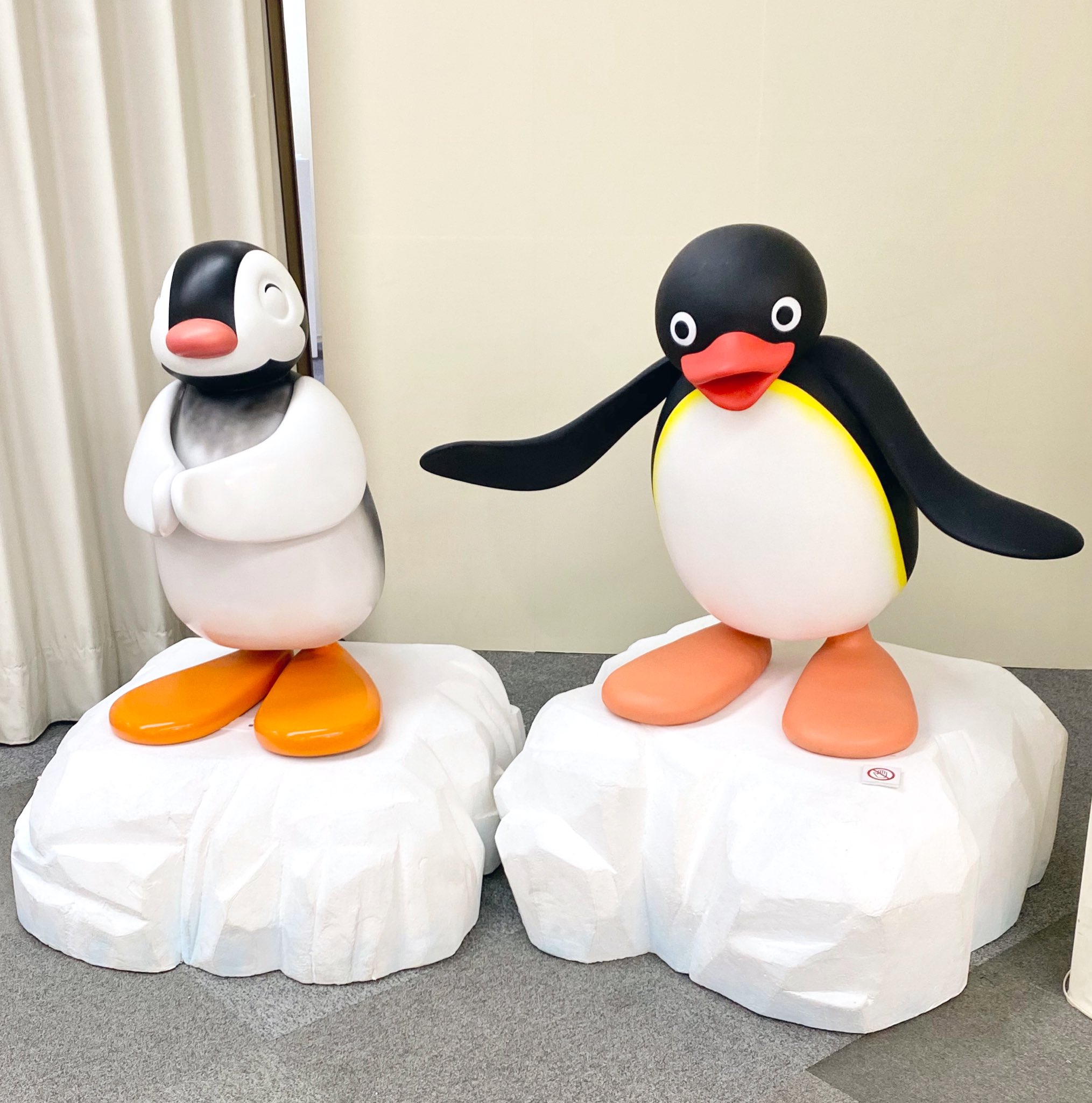 ট ইট র えりん ピングー展へ 展示ではピングーがどうやって作られているのかが主に展示されており 粘土で作られたピングー達も沢山展示されていました 当時からクレイアニメってどうやって作ってるのか謎だったけど 長年の謎が色々と解けましたー