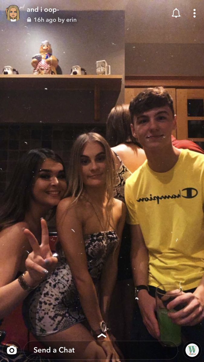 Grant_Sharp01's tweet photo. @danniallenx happy birthday bro, have a class one x https://t.co/3SUlasFO7R