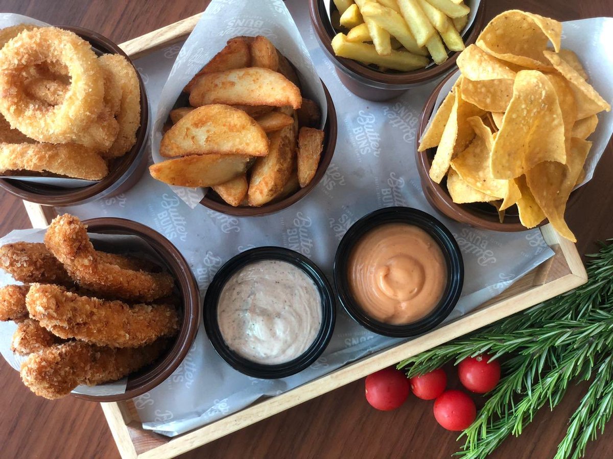 jwmarriottmct's tweet photo. ULTIMATE HALF-TIME
Should we just all agree that there is nothing better than appetizers and one is simply not enough.
#JW #JWMarriottMuscat #JWTreatment #Mindful #MarriottInternational #MILUX #MadinatAlIrfan #Muscat #Oman https://t.co/dcMoencx58