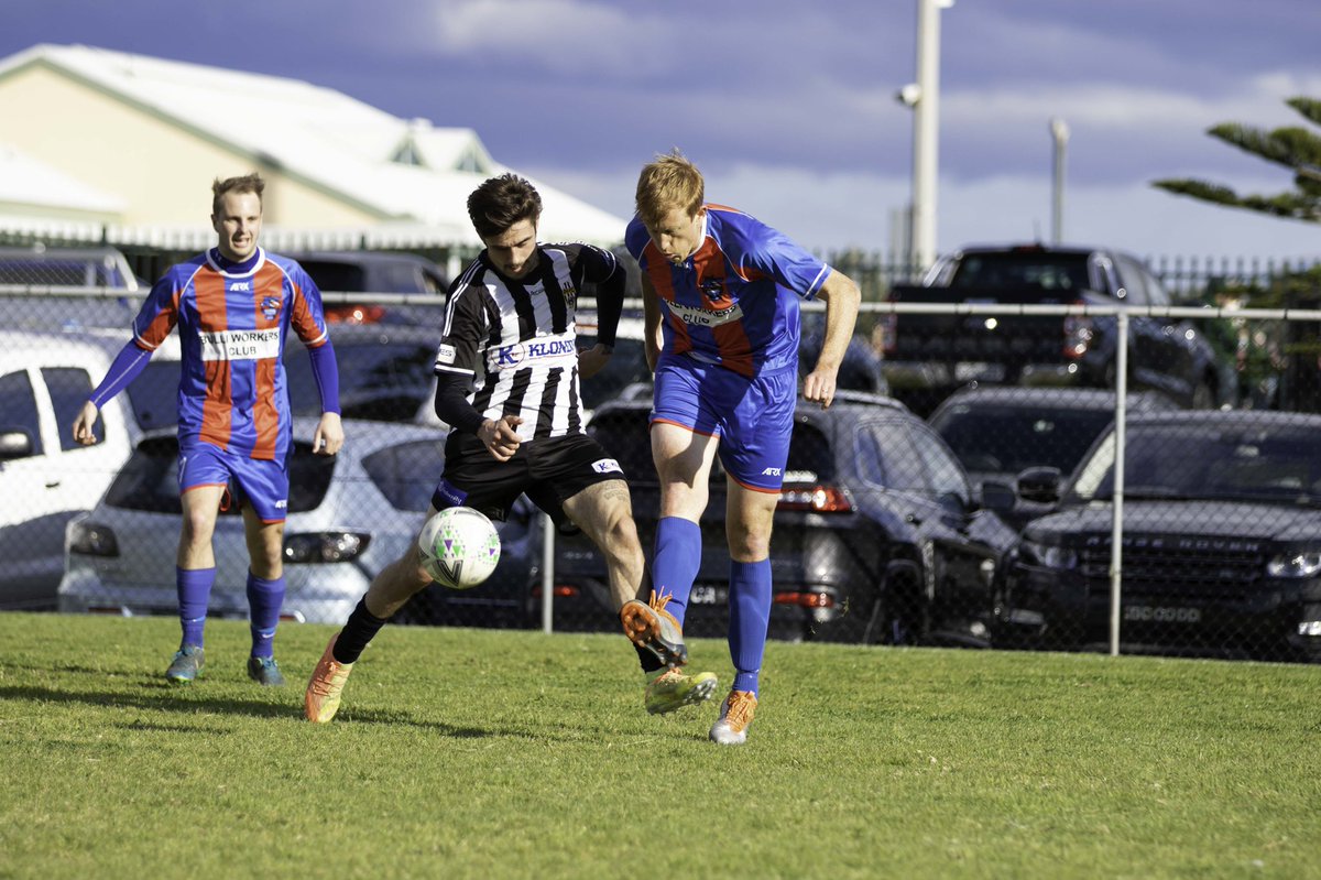 /// Woonona v PKFC /// 
RD 5 Action at Ocean Park, Woonona  
#woonona #portkembla #footballsouthcoast <a href="/WoononaFC/">Woonona Sharks FC</a> <a href="/PortKemblaFC/">Port Kembla Football Club</a> <a href="/mercury_sports/">Mercury Sport</a>