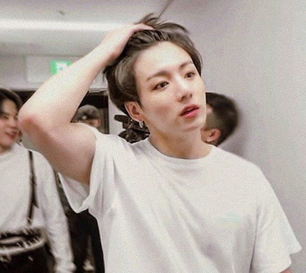 jungkookie tweet media