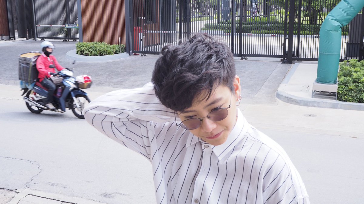 SAIPARNNJIDA's tweet photo. ปวดคอหรอคะ 😂 @Theconando @Nann_FC #theconando #Nann #เสน่หาสตอรี่S3 https://t.co/aGsJOWt3OF