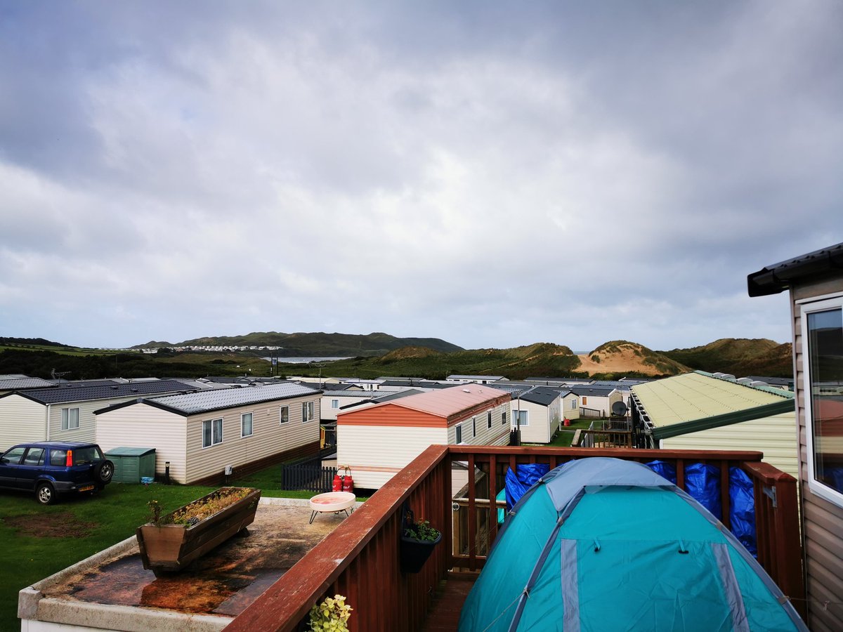 jamieClodeJones's tweet photo. Looking alot less windy. What a night, crazy winds and leaky tent. Only one night though and a small price to raise awareness and funds for a brilliant charity @actnforchildren #boycottyourbed https://t.co/uMYz4SblXC