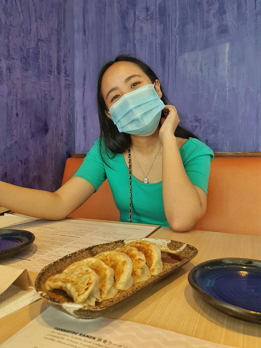 neilenore's tweet photo. 3 of my favorites all in one day: Julia + Mendokoro + CoCo Milk Tea 😍 #QuaranDate
Sa sobrang tamis ng Coco, paguwi mo wala ka na panlasa hahahaha jk https://t.co/pEYM81ZKh8