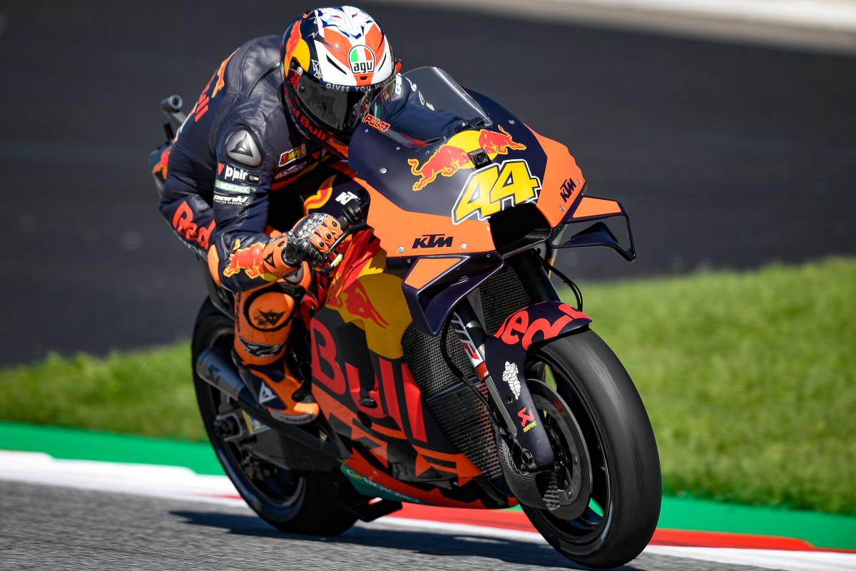 MotoStats's tweet photo. Será una decepción si hoy nadie titula 'POLe Espargaró' https://t.co/TVtJQjynia