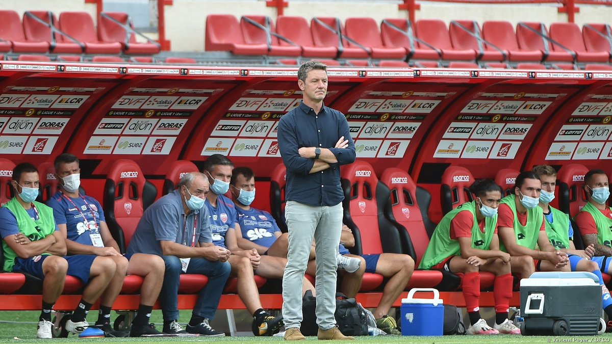 DFCO_Officiel's tweet photo. 🔚Le DFCO s'est incliné 1 but à 0 face à @AngersSCO pour son premier match de la saison.

Retrouvez le résumé ➡️ https://t.co/jdjSvEFuLT

Les 🎙️de S. Jobard et @scheidler_A ➡️ https://t.co/g6vqOPnycm

L'album 📸 ➡️ https://t.co/PpV0F5M5lN

#DFCOSCO https://t.co/wvzTVCtR72