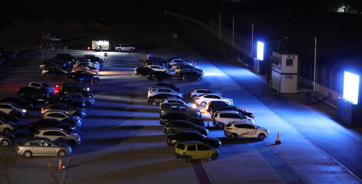 ¡Hermosa noche en la inauguración del #autocine!
Gracias a todos los que vinieron a disfrutar de una salida distinta. ¡Los esperamos hoy a las 21:00 para ver La Purga!
🎟️ Conseguí tu entrada en clubcrisol.com