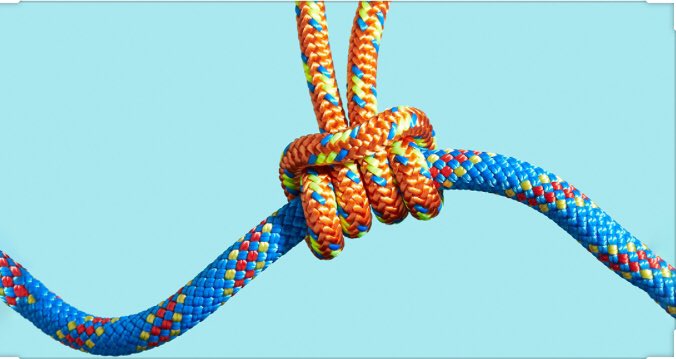 أن فوز الدنيا والآخرة مرتهن بالقيام بالمسؤوليات على الوجه الأكمل، وخسارة الدنيا والآخرة في التهرب من المسؤوليات، فمن شمر عن ساعد الجد أعانه الله ووفقه فكان من القائمين بما أوجب الله عليهم المفلحين في الدنيا والآخرة. اللهم اعنا على تحمل المسؤوليات