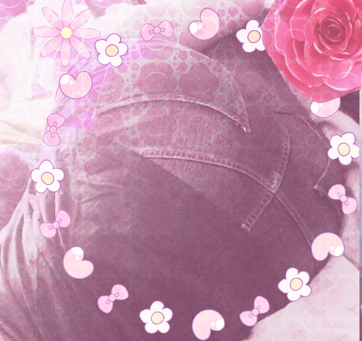 BootyKing2001's tweet photo. Morning everyone ♡
Well its evening for me but I just woke up hehe
I hope everyone has a good day/morning/evening/night 💕🌸 https://t.co/kNeB0Ub30r