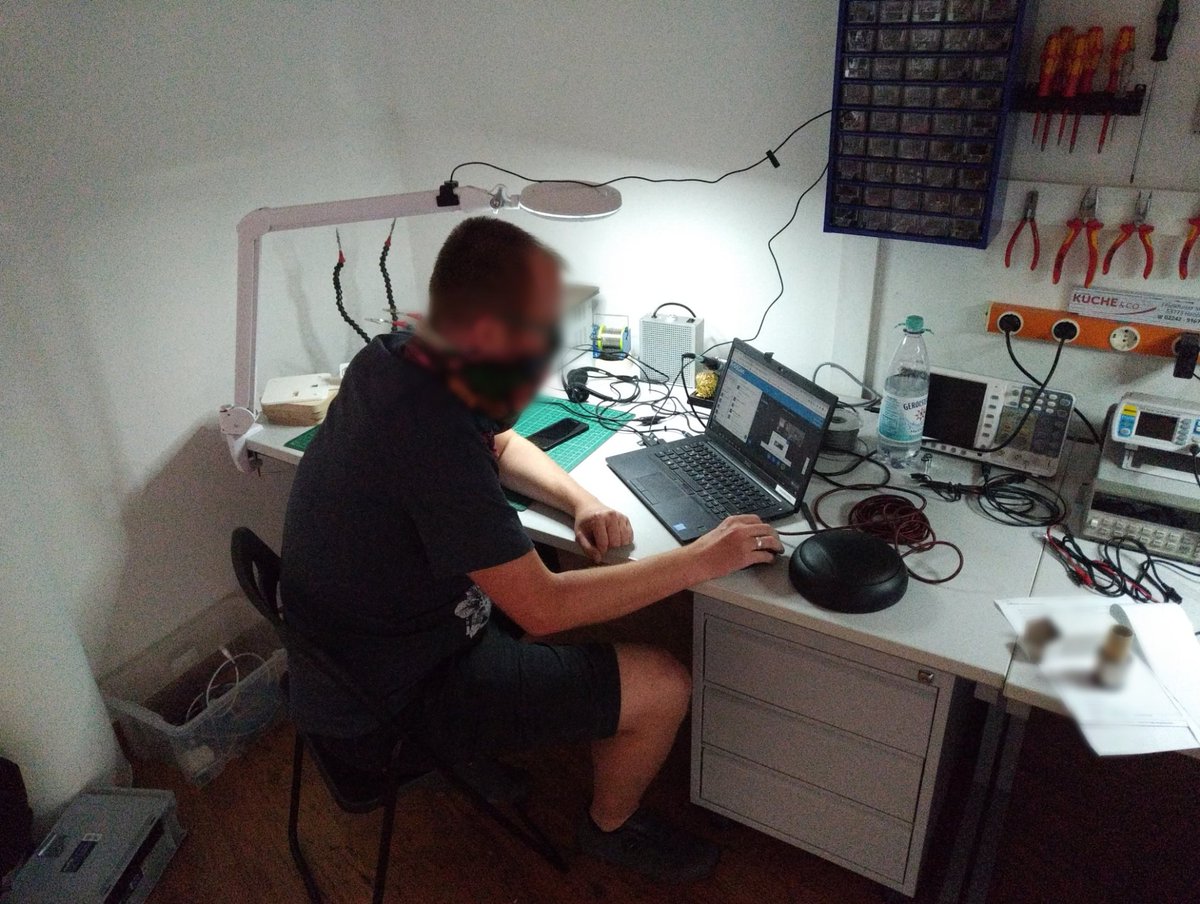 Jetzt live @froscon #CloudEdition2020 aus dem #Machwerk in #Hennef!

live.froscon.de/bbb/f0536fa1-3…