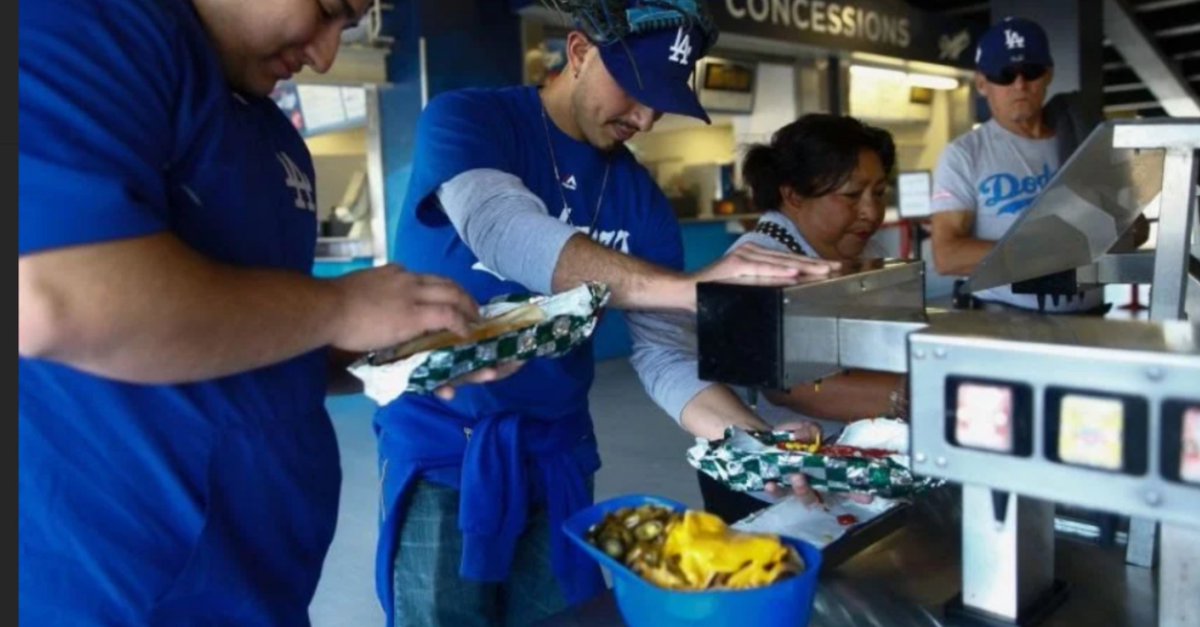 Tuff_Overlord's tweet photo. Mentally I'm here #Dodgers https://t.co/2T6OEhSOEJ