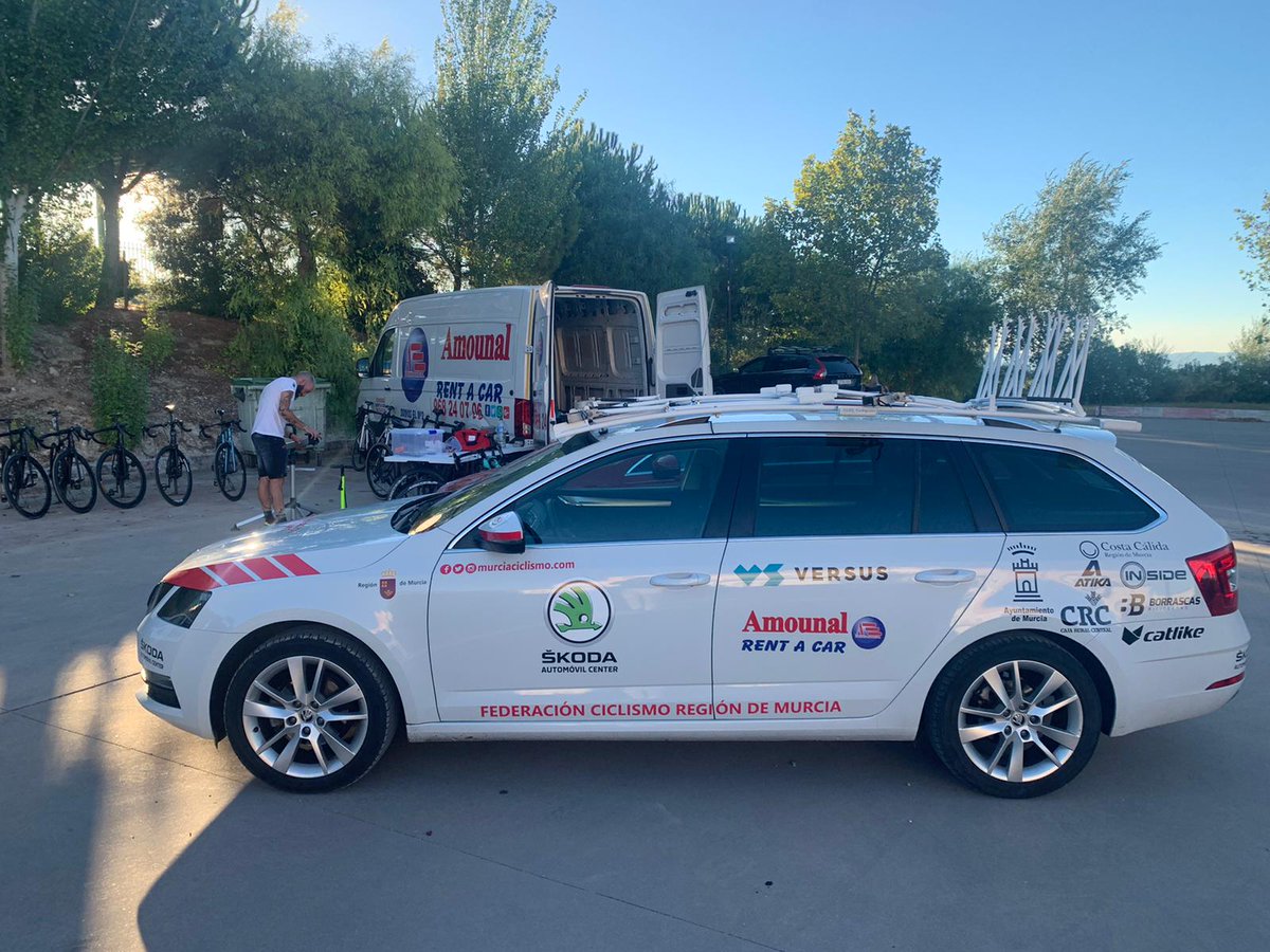 El presidente de la Federación Ciclismo Región de Murcia acompaña a la expedición murciana designada a competir en el Campeonato de España de Carretera de Jaén 2020.

Agradecimientos especiales a nuestros queridos patrocinadores que nos ayudan. 

#MurciaCiclismo #CiclismoMurciano