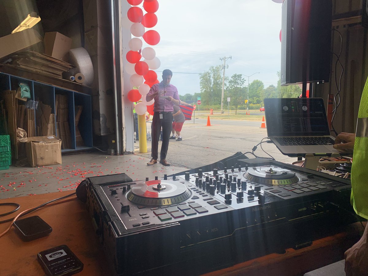 Another successful Weekend Service deployment in the Northern Plains! Thank you team for the efforts and your service! 👏🏼📦👍🏼🎉<a href="/Stephanie_Dex/">Stephanie Dexter</a> <a href="/RTamez2/">R Tamez</a> <a href="/natecruz81/">Nate Cruz</a> <a href="/cotter_brockSPU/">Brock Cotter</a> <a href="/NP_UPSers/">Northern Plains</a>