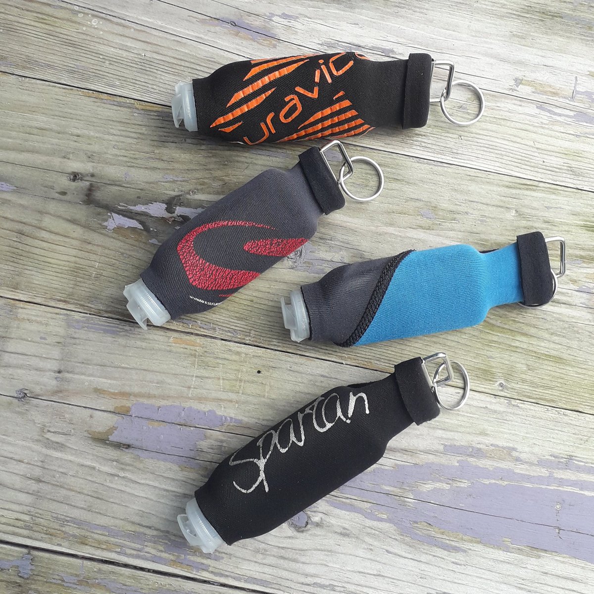 QuirkeyHQ's tweet photo. Surf socks...
Perfect for hand gel!
#GoodGiftIdea #recycle #reuse #surf https://t.co/FxjibnOYoF