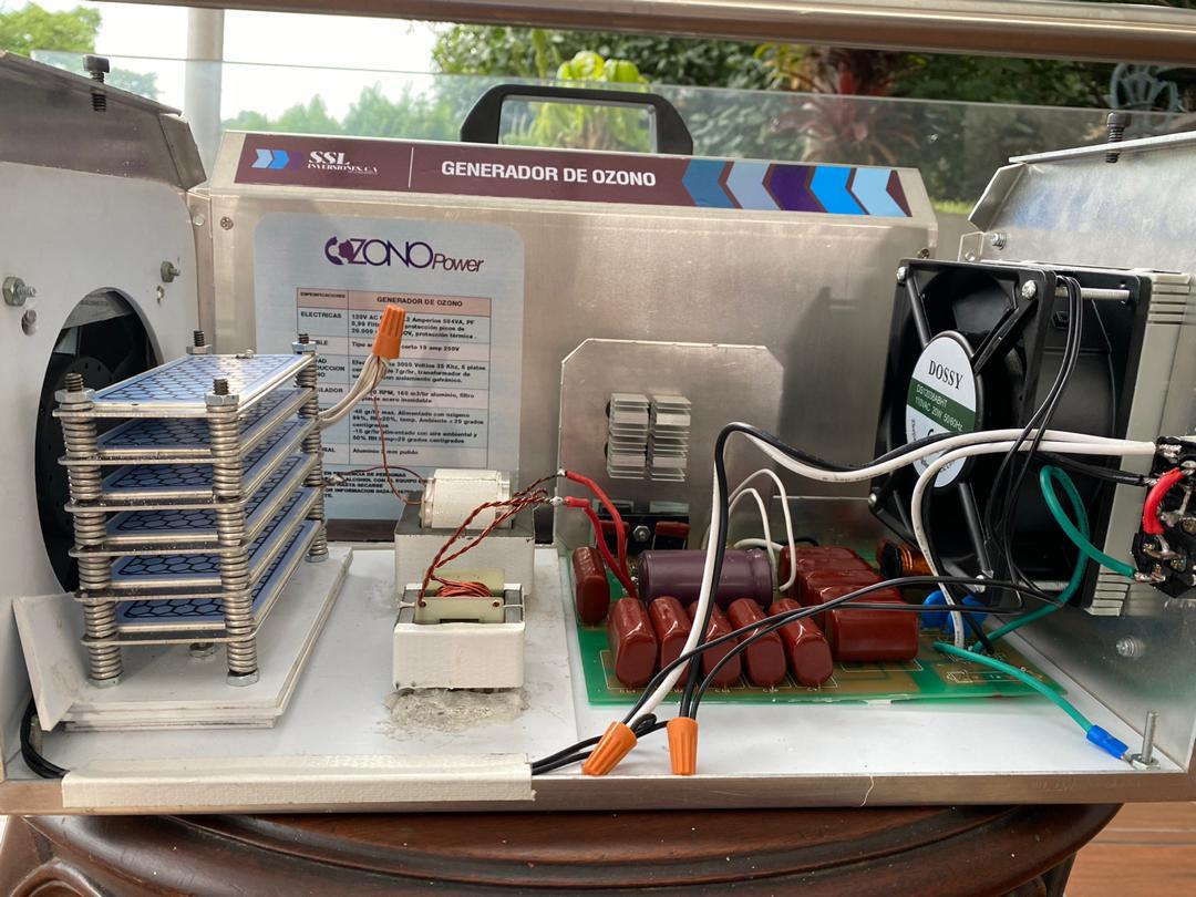 NicolasMaduro's tweet image. ¡Tremenda iniciativa innovadora! La fabricación de Generadores de Ozono en Venezuela permitirá avanzar en la esterilización de los centros de salud, ahorrando un 70% en costos de importación. Este gran paso cuenta con todo nuestro apoyo financiero y logístico. ¡Sigan Adelante!