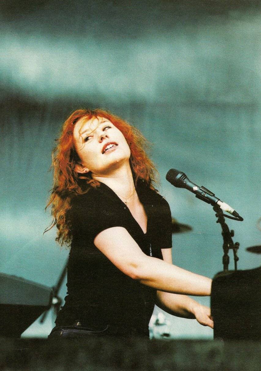 Happy birthday to the all rockin , all kickin , mother ing king hell bitch that is tori amos 