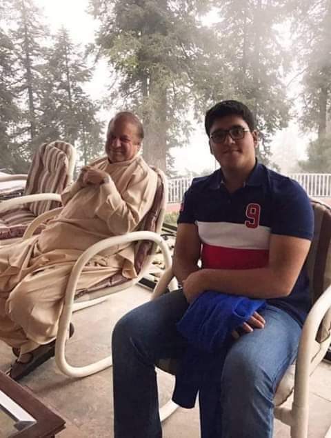 KashmirZaada's tweet photo. نواز شریف کے پوتے زید حسین نے قرآن پاک حفظ کر لیا۔۔۔ مبارک۔
#ZaidHassan
#NawazSharif
#PmlnLover
@MemonaMushtaq https://t.co/8N9DnvK0fg