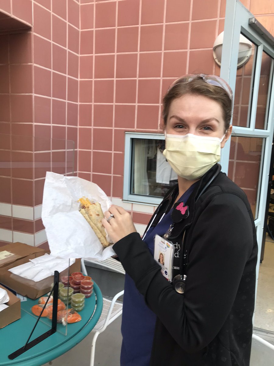 ucsdpedschiefs's tweet photo. THE BREAKFAST BURRITO by Cali Burrito &amp; funded by our lovely program! 🌯🧀🤤 We know our @UCSD_PICU and @ucsd_medpeds friends agree!! 🤩🥰 #willWorkForBreakfastBurrito #extraCheesePlease #sociallyDistancedBurritoing #canYouEverHaveTooMany #noYouCannot #weLoveYouForeverBurrito https://t.co/mI4pL3s4w3