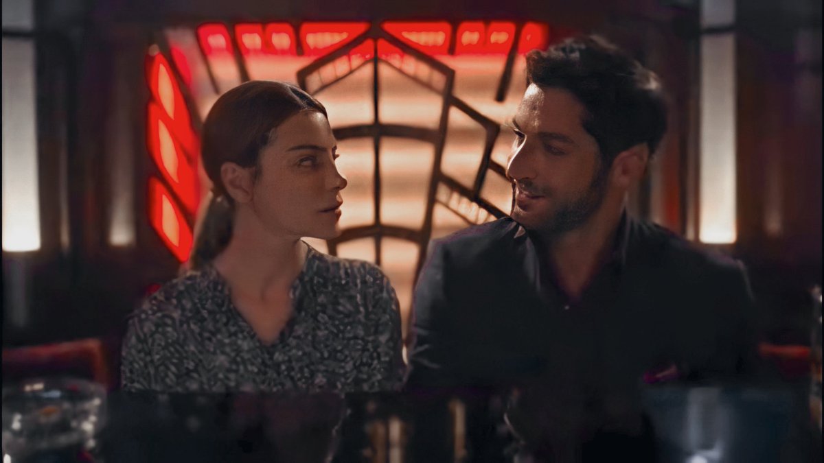 directionsounds's tweet photo. Le scene al pianoforte sono magiche.
A modo loro tutte estremamente significative e indimenticabili 💫💛

#LuciferNetflix #LuciferSeason5 #Lucifer https://t.co/afWiQ4Bd31