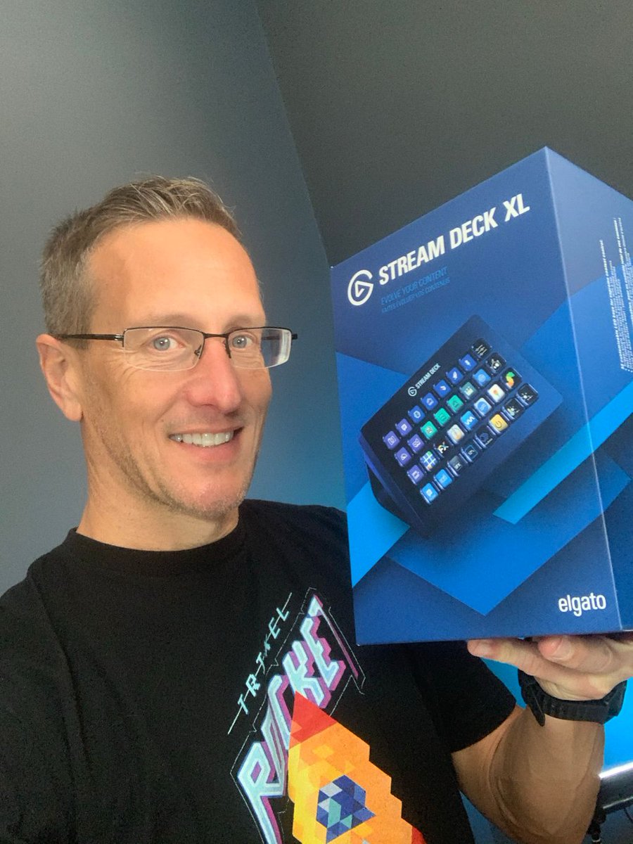 BlizStudio's tweet image. My new production tool (and possibly near future streaming) Elgato Stream Deck XL!!!! Excited to have one of these.  

#videoproduction #animationtool #gamedevstream #gamedevelopment #excited