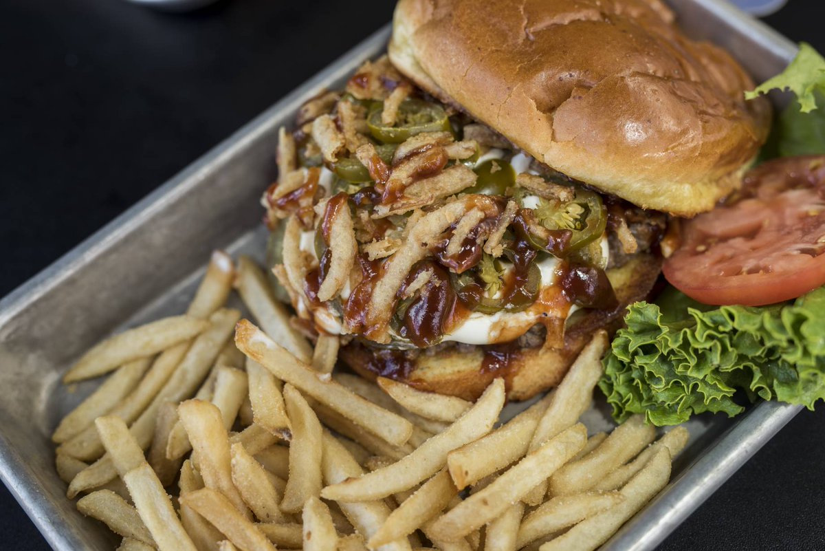 mrbrewsop's tweet photo. A favorite snack done right! A generous portion of cream cheese spread, sautéed jalapeños, crispy French fried onions and our tangy BBQ sauce to top it off! TIP: It’s even better with bacon! https://t.co/a6fQgYK7MT