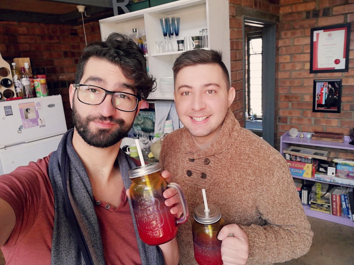 FabRolce's tweet photo. Spilling the tea 🍹 https://t.co/eU7vyUjenY