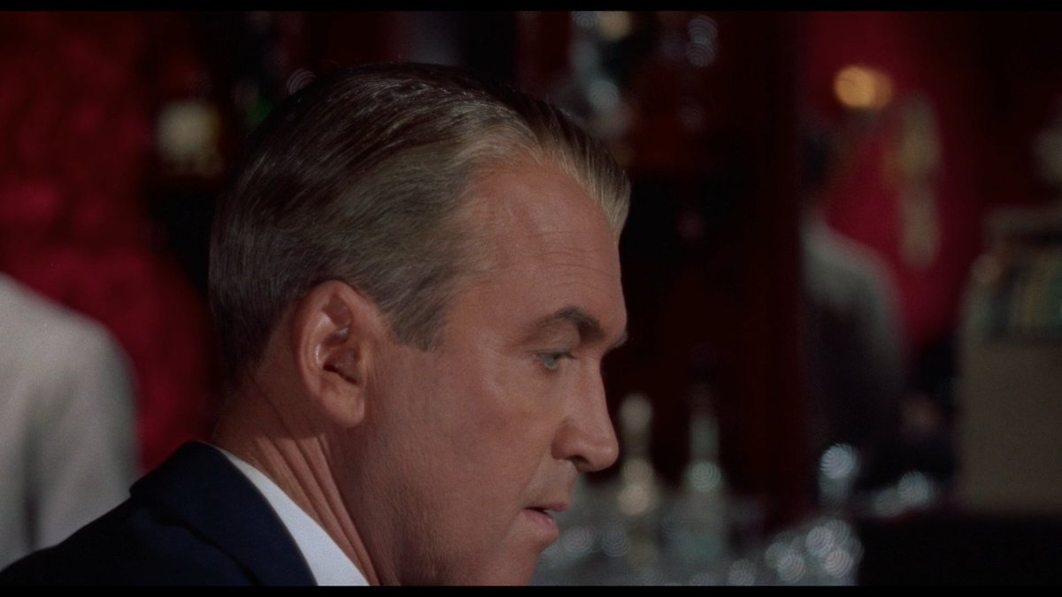 look i'm not going to say this comparative framing perfectly symbolises dysmorphia but