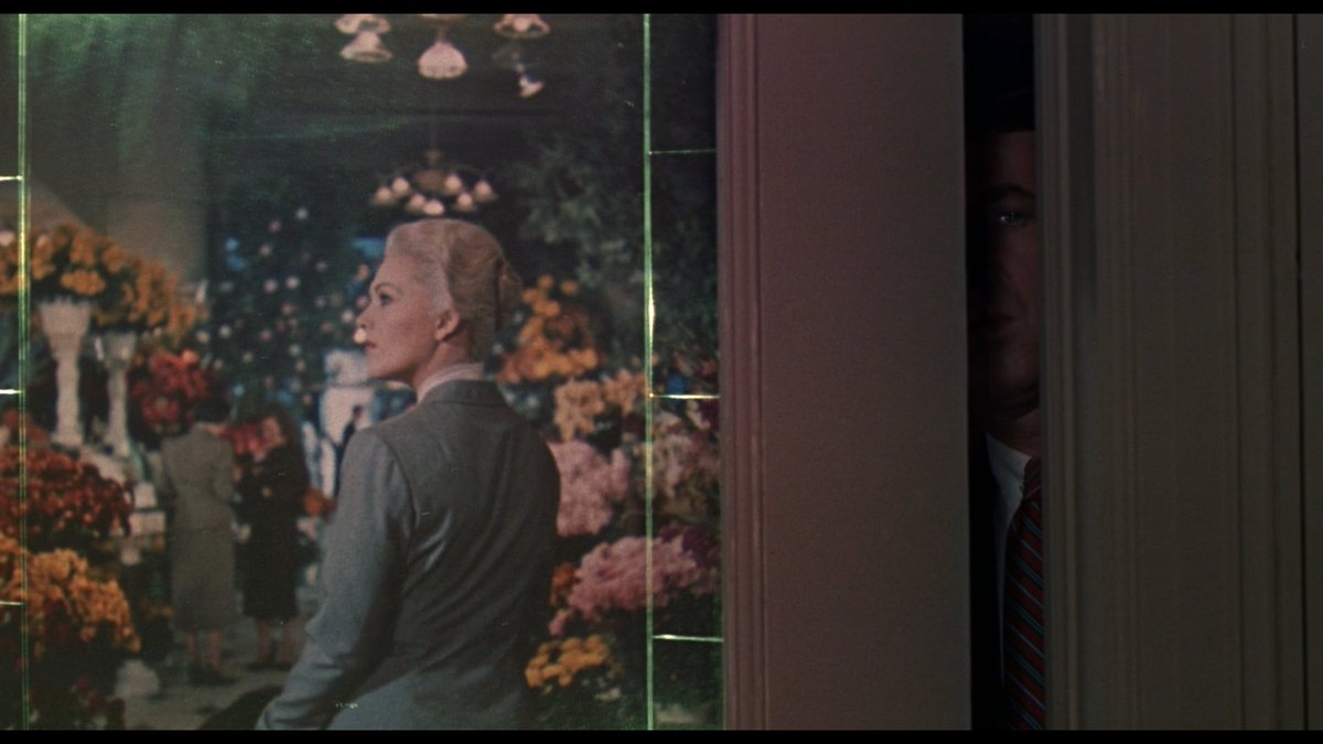 wow who directed this?? de palma??