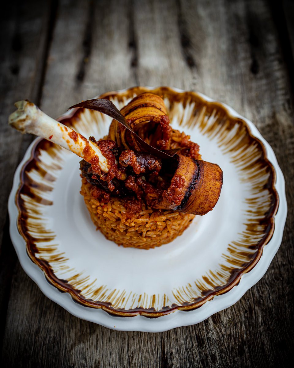 chef_muse's tweet photo. Happy World Jollof Rice Day Everyone... My Nigerian Food Plating Series No.12 ๐ฅ
โข
โข
My craft my life ๐ #chefmuse #issamusethang #worldstar #killerchef #culinarygangstar๐๐๐๐๐ #wearerdc #abujachef #reddishchroniclesabuja #worldjollofriceday2020 #BBNajia #worldjollofriceday https://t.co/H0FjR8syLi