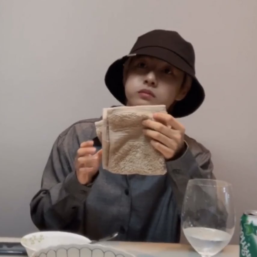 GSM59's tweet photo. โอ๊ยยยย น้องอินจุน https://t.co/f9jNbBBaaN