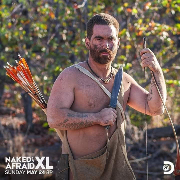 NakedAfraidSeth's tweet photo. On the left a hard days work. On the right also a hard days work. Make your dreams come true. Work for those dreams to become goals. Then make those goals reality. 
Put me back out!!! 
#NoRestUntil40
#IPOG 
#InPursuitOfGreatness 
#NakedAndAfraid 
#HardWork https://t.co/QqW6YDXSPp