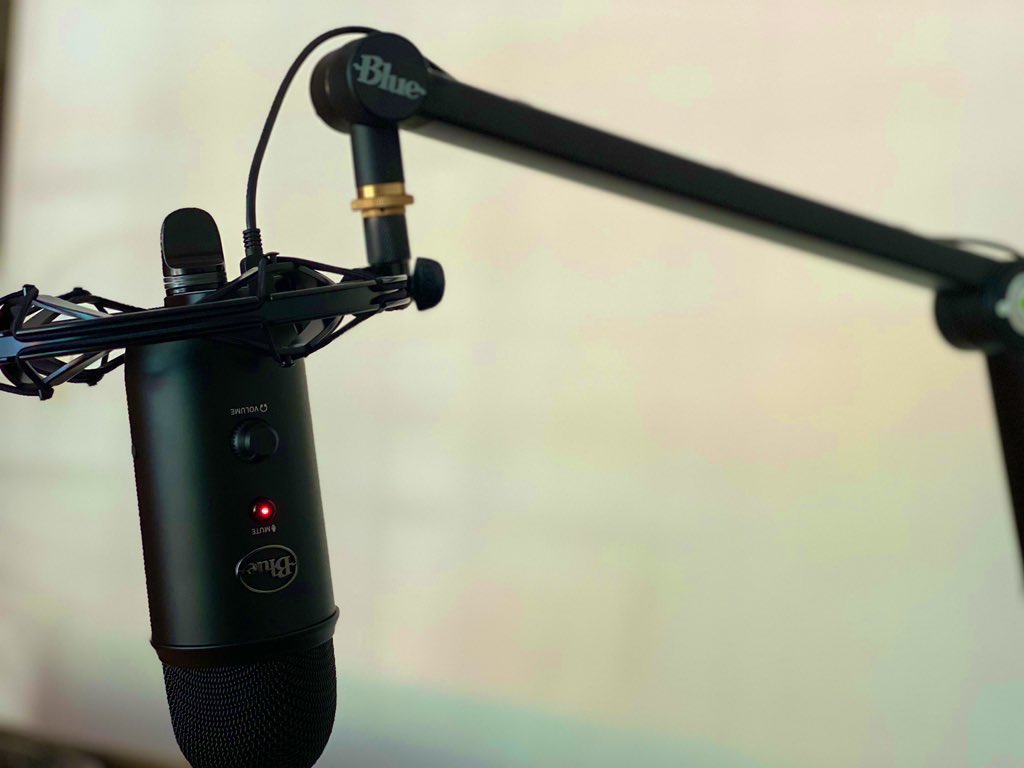Santillanes's tweet photo. Guauuuuu ahora si #Pixeles #Podcast va ser otra cosa Gracias a #YetiCaster de @BlueMicrophones la reseña pronto...😎🎧 https://t.co/HF1Ds8lMY3