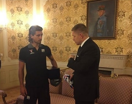 More importantly, his name was Milan Rastislav Stefanik, one of the three driving forces behind the establishment of Czechoslovakia; he was the Slovakian input. It’s his portrait on the wall behind the President and  @petosagan