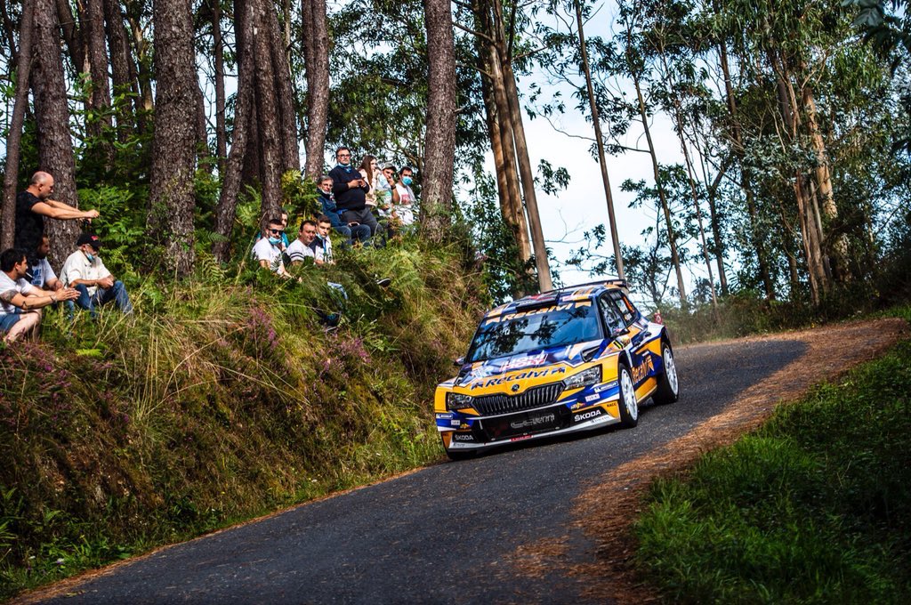 RallyRACC's tweet image. ¡Nueva victoria de @pepslopezdriver y @borjarozada en el @CERA_RFEdA!

🏁 Final @rallyeferrol
🥇 @pepslopezdriver &amp;amp; @borjarozada 
🥈 @JASuarezOficial &amp;amp; @IglesiasPin 
🥉 @aresracing03 &amp;amp; David Vázquez

📸 @CERA_RFEdA
#CERATerraMundis