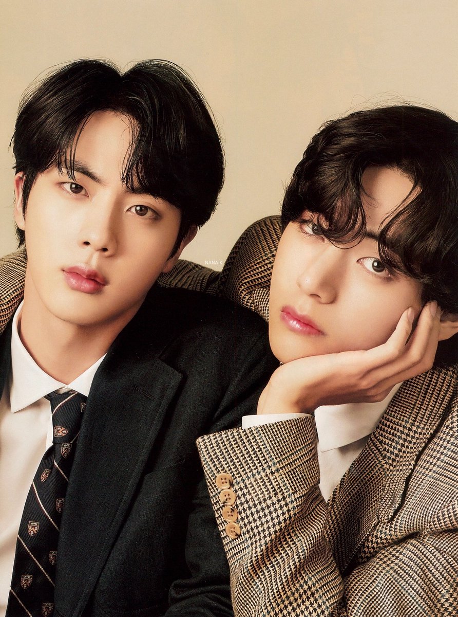 btspiics1's tweet photo. https://t.co/GyKzGPxp2H