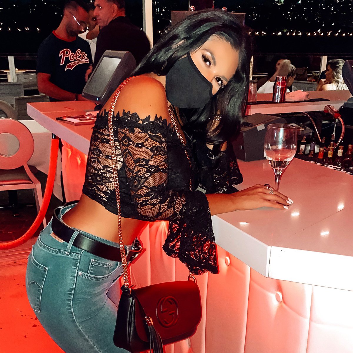 Derynn_Paige's tweet photo. I may not be wearing a bra, but at least I’m wearing a mask 😷 #socialdistancing https://t.co/bARrd7yglU