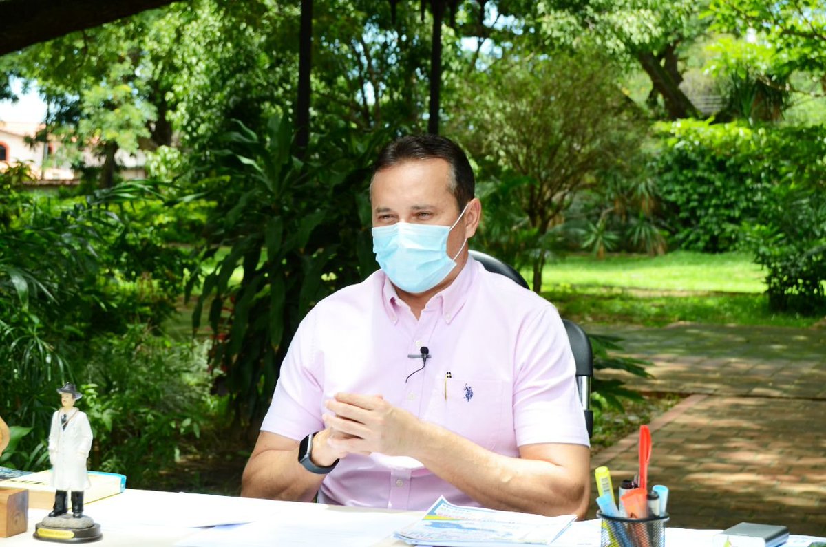 Gob_Guarico's tweet photo. #EnVivo 🔴 Gobernador @josemvasquez: Hace un llamado a reportar a través del 0800-GUÁRICO si se sabe de alguna persona con síntomas relacionados al Covid-19

#DonarPlasmaSalvaVidas
#EnDirectoConElGobernador98 https://t.co/yzhckYqWyt