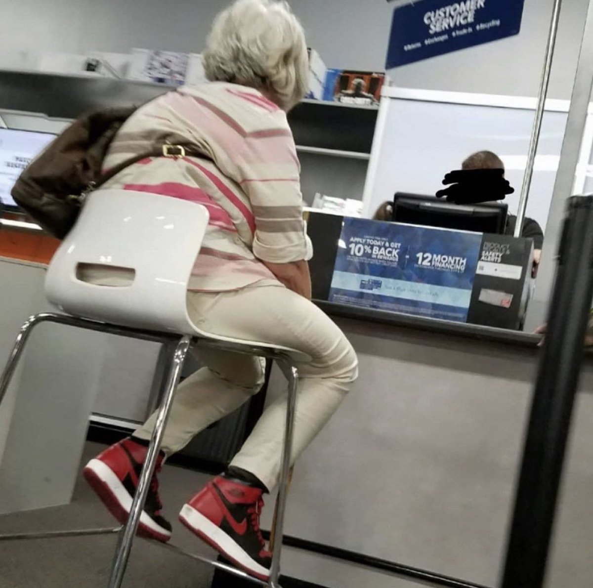 ★Woosaahh★ (@deewise25) on Twitter photo Holyshit granny... dont go to far 😂
RT<a href="/nicekicks/">Nice Kicks</a> You gassin’ grandma up or calling her out? 👀 Holyshit granny... dont go to far 😂
RT<a href="/nicekicks/">Nice Kicks</a> You gassin’ grandma up or calling her out? 👀