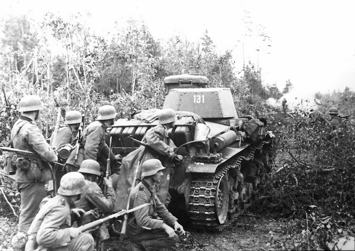 Германские танковые войска. PZ 35t 1941. 7 Танковая дивизия вермахта 1941 PZ Kpfw i. PZKPFW 35 T. Panzerkampfwagen 35t.