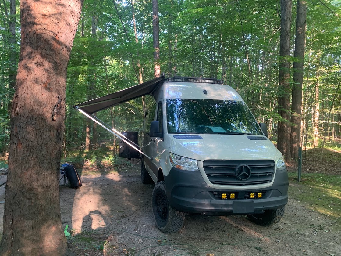 rbcomp's tweet image. Pefect spot to settle in for the weekend. #rbcomponents #rbadventurevans #camping #vanlife #outdoors #getoutside #sprintervan #sprintervanconversion #campervan #adventurevan