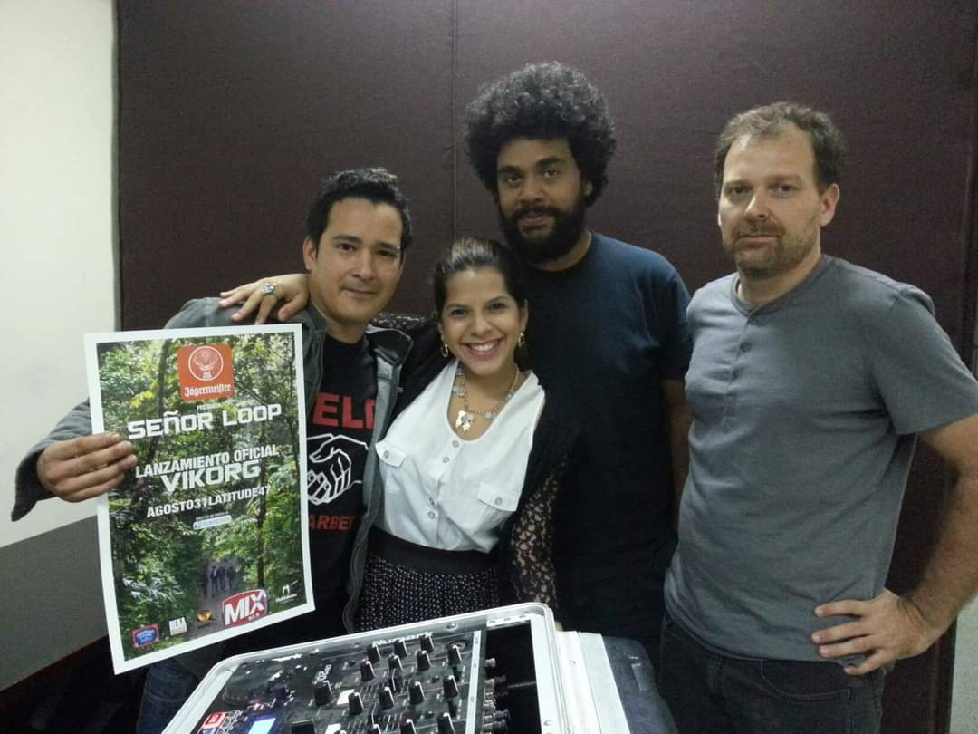 jessmontero21's tweet photo. Hace años cuando estreno #vikorg de @senorloop @lunasoriano_ #tb https://t.co/sIvJOxEWQg